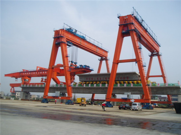 對(duì)于二手高鐵提梁機(jī)怎么進(jìn)行保養(yǎng)？